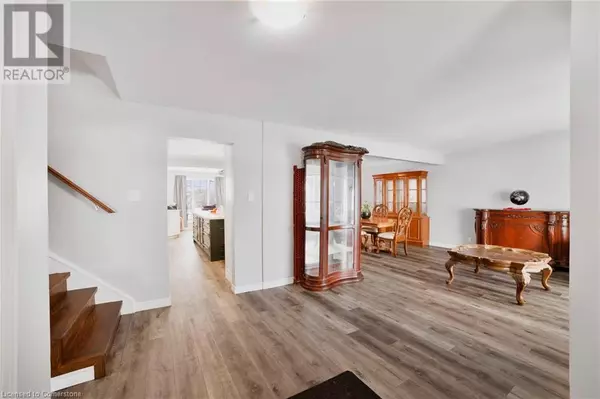 Stoney Creek, ON L8J3G1,965 HIGHLAND Road E