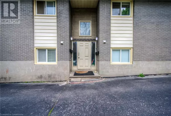 Waterloo, ON N2J1K7,56 GEORGE Street