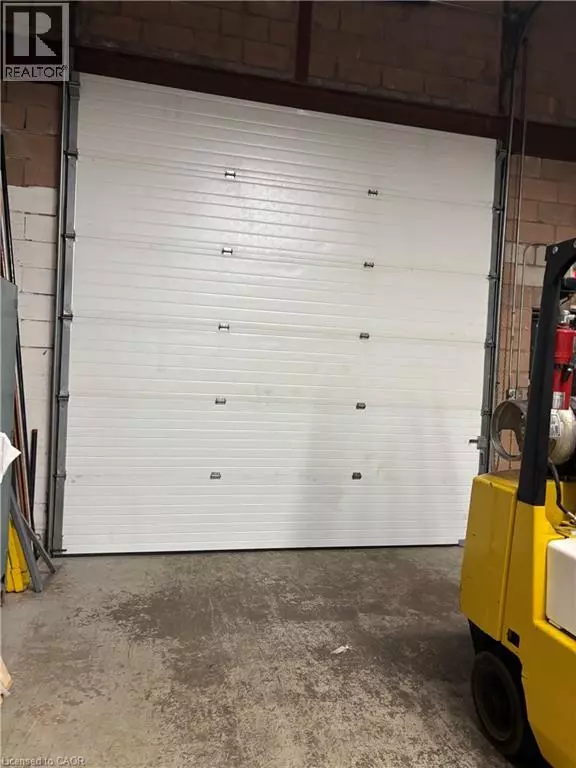 Burlington, ON L7L5V2,5035 NORTH SERVICE RD #C-4