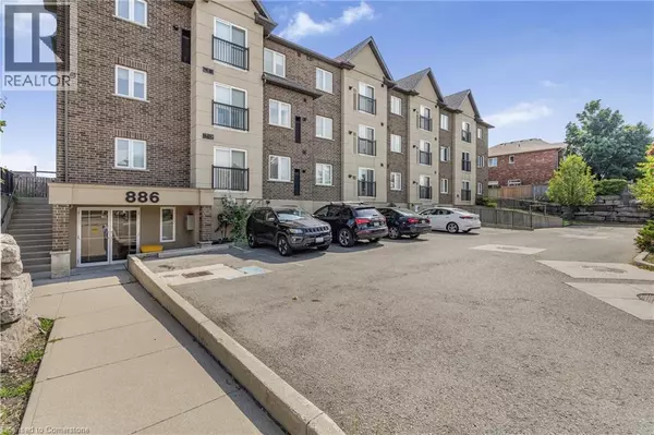 Ancaster, ON L9K1J8,886 GOLF LINKS RD #108