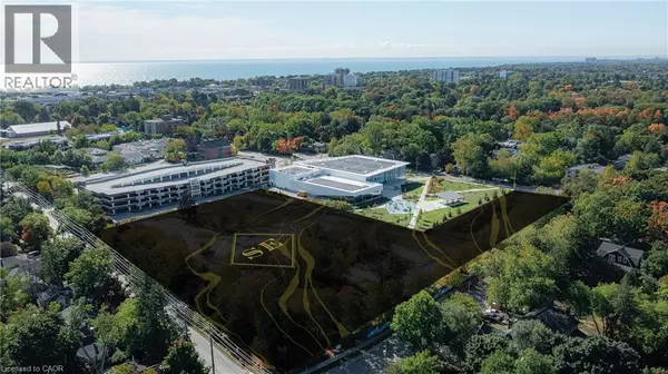 Oakville, ON L6J2B7,338 MACDONALD Road