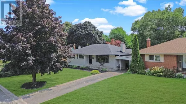 Brantford, ON N3S5L1,6 SHERRY Lane