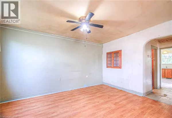 Hamilton, ON L8H3P4,20 BEATTY Avenue