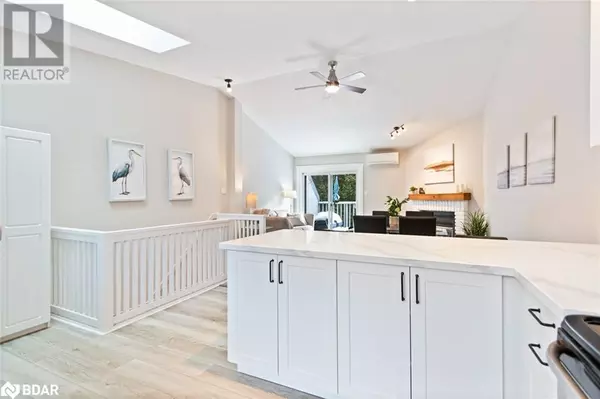 Collingwood, ON L9Y5B4,#403 - 12 DAWSON Drive