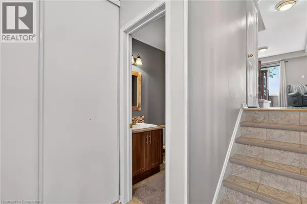 Guelph, ON N1G4T6,302 COLLEGE AVE West #119
