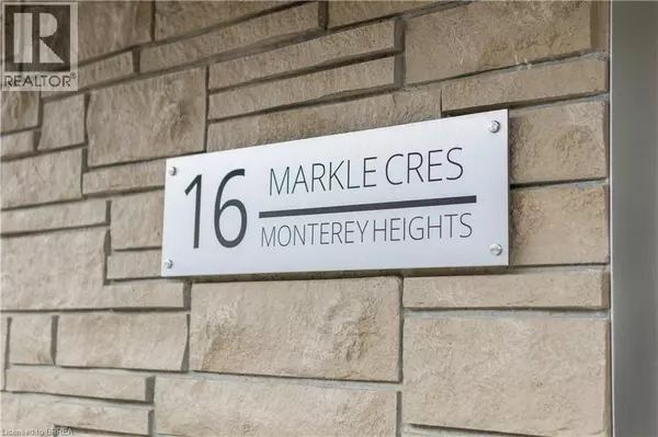 Ancaster, ON L9G0H4,16 MARKLE CRES #517