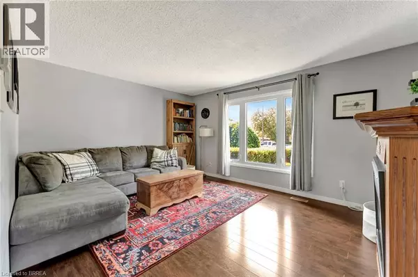 Brantford, ON N3P1A1,27 WHITE OWL Crescent