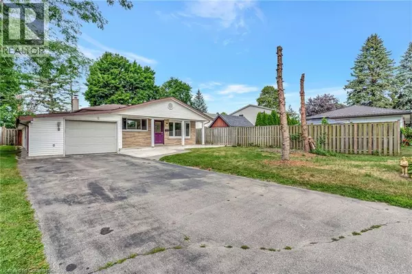 Kitchener, ON N2A1M9,8 MAYFAIR Court