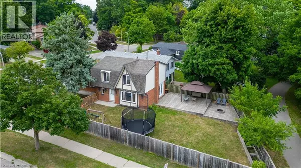 204 COUNTRY HILL Drive, Kitchener, ON N2E1R6