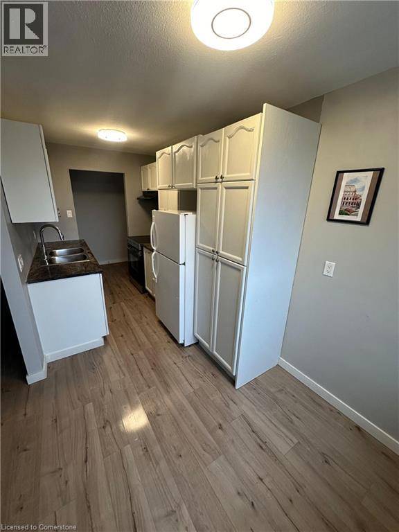 705 GLEN FORREST BLVD #03, Waterloo, ON N2L4K7