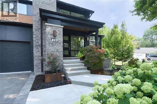 Burlington, ON L7T1Y4,218 ASCOT Place