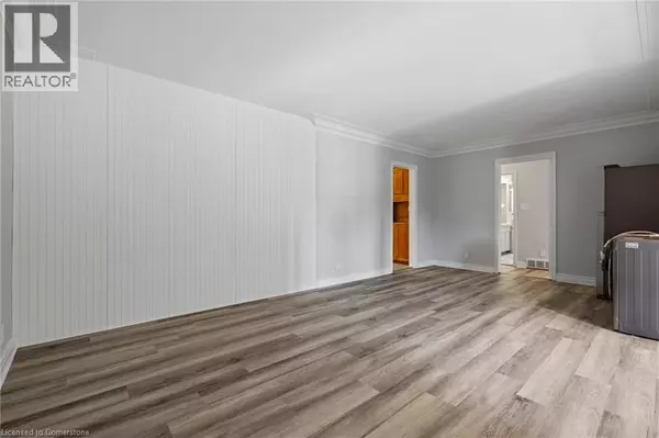 Dundas, ON L9H4T3,40 BERTRAM Drive