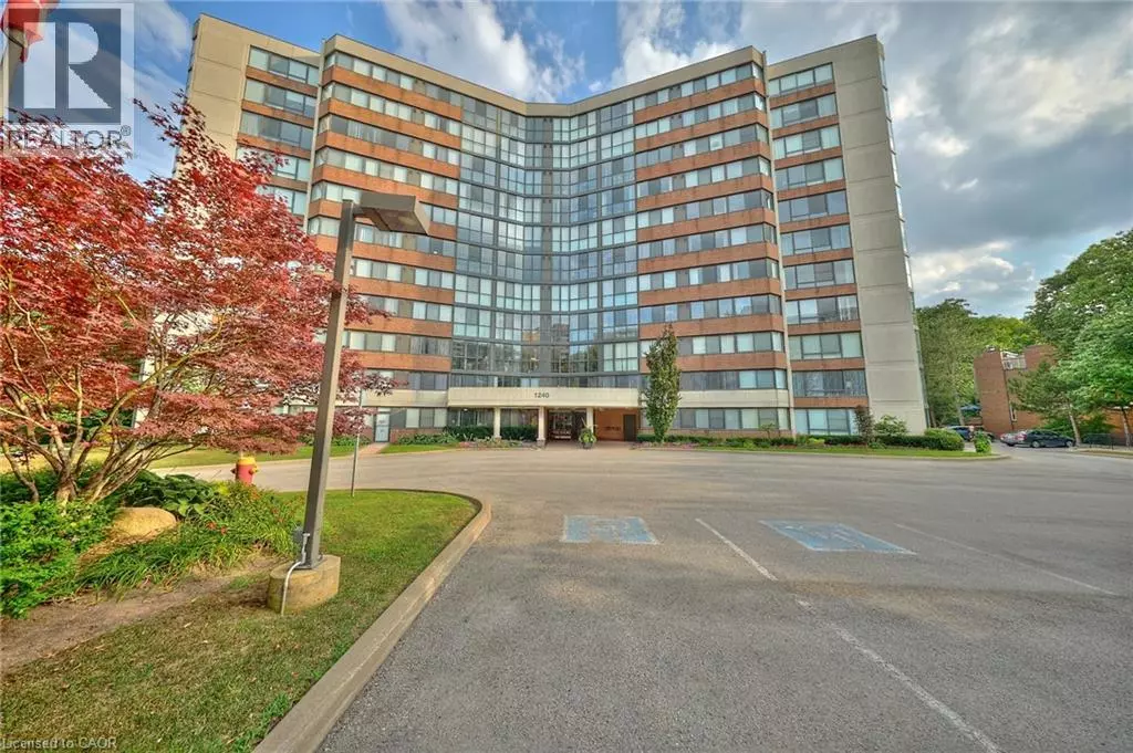 Oakville, ON L6H3K7,1240 MARLBOROUGH CT #504