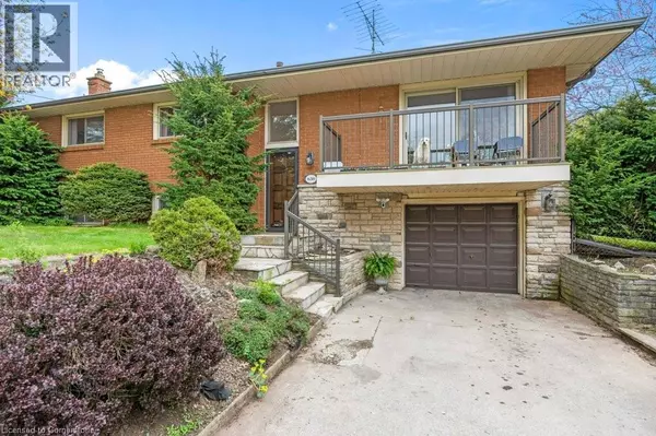 Ancaster, ON L9G1N9,630 WESTVIEW Avenue