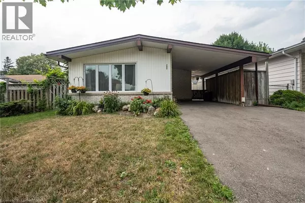 151 GREENDALE Crescent, Kitchener, ON N2A2R5