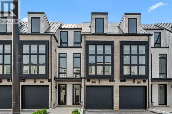 138 EAST ST #4, Oakville, ON L6L0H9