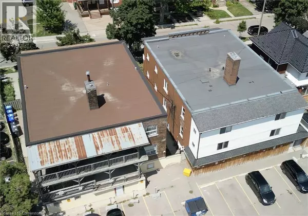 Kitchener, ON N2H5L7,17 LOUISA Street