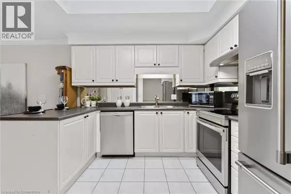 Ancaster, ON L9K1J7,810 GOLF LINKS RD #2