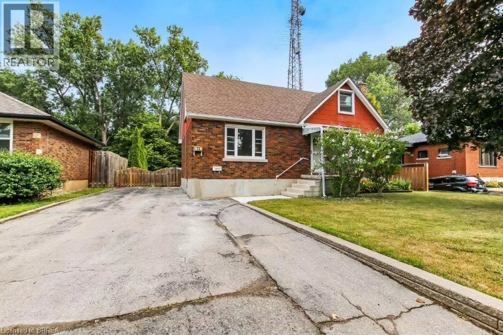 Brantford, ON N3R1Z9,25 HENRY Street