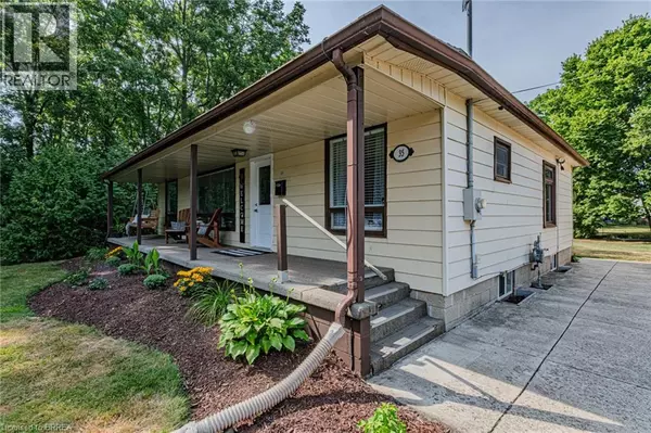 Brantford, ON N3T1W9,35 WADE Avenue