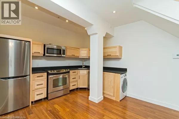 Hamilton, ON L8N1B3,193 KING ST East #305