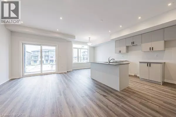 Cambridge, ON N3E0E8,155 EQUESTRIAN WAY #141