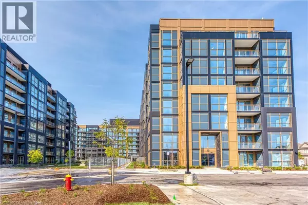 2343 KHALSA Gate #230, Oakville, ON L6M4J2