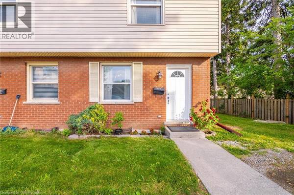 193 THALER AVE #E, Kitchener, ON N2A1R4