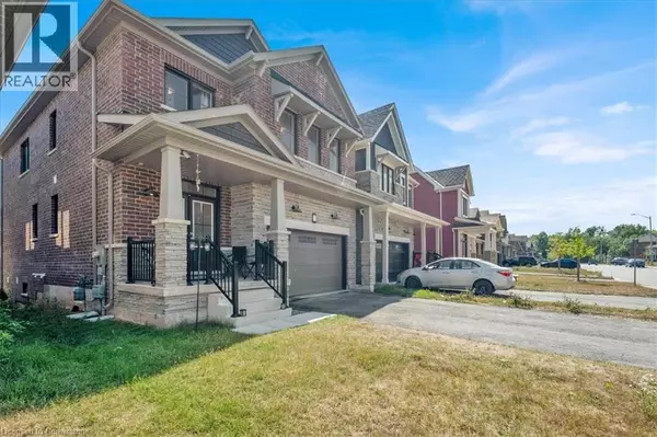 Welland, ON L3B0M3,73 STERN DRIVE Drive