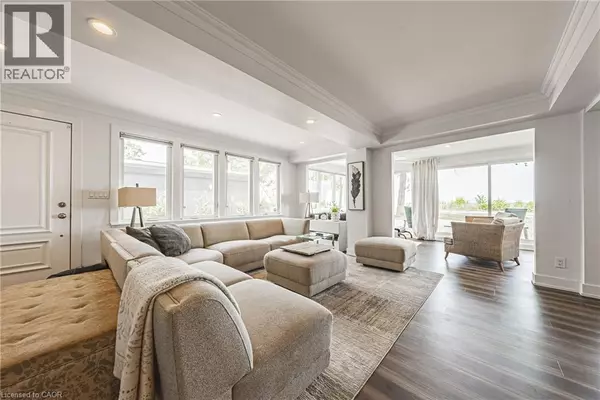 Hamilton, ON L8H7C7,5 DEXTER Avenue