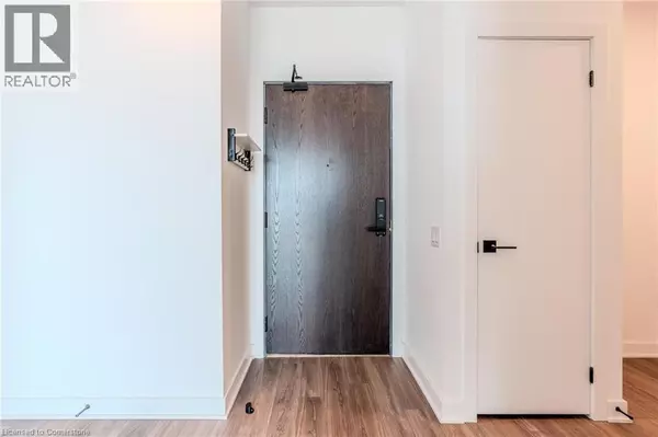 Hamilton, ON L8E2J8,2782 East BARTON ST East #814