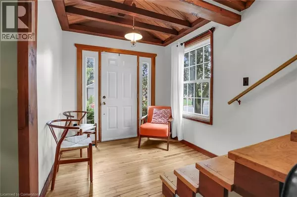 Grimsby, ON L3M3B6,10 MAPLE Avenue