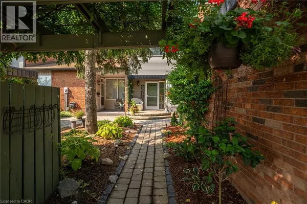 Burlington, ON L7P3A7,1560 KERNS RD #5