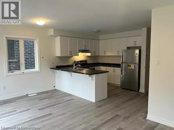 Hamilton, ON L8H0B6,17 DRYDEN LN #88