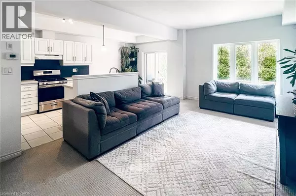 Smithville, ON L0R2A0,63 DENNIS Drive