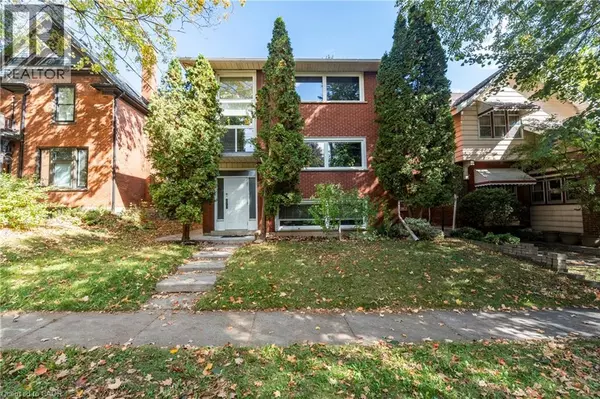 62 MOORE Avenue, Kitchener, ON N2H3S3