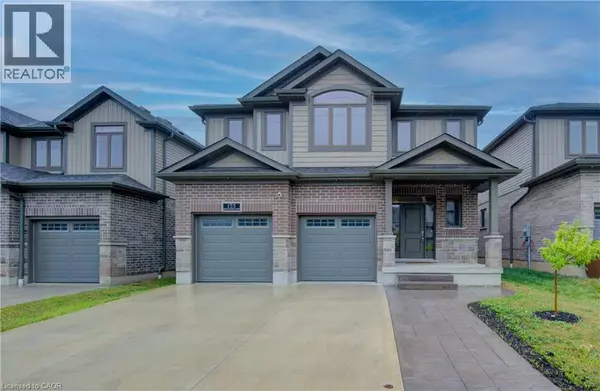 Waterloo, ON N2V0E1,153 MOUNTAIN HOLLY Court