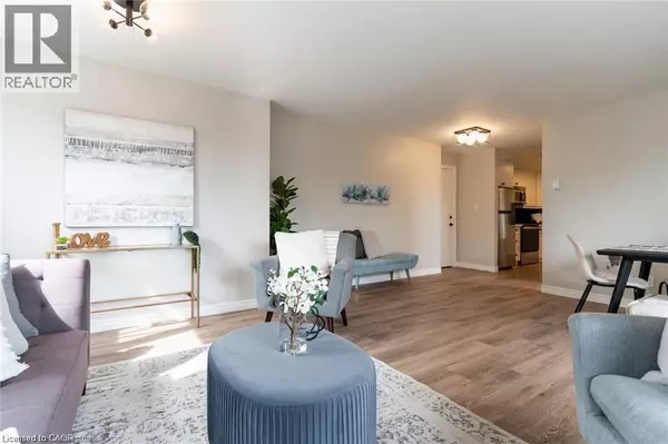 Brantford, ON N3R5K2,71 KING GEORGE RD #202
