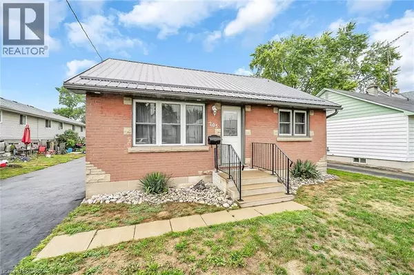 205 CRYSLER Street, Delhi, ON N4B1H9