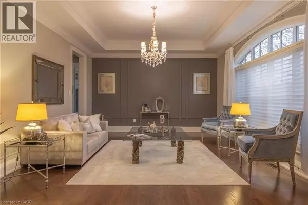 Oak Flats, ON L6K0H6,21 LAMBERT Common