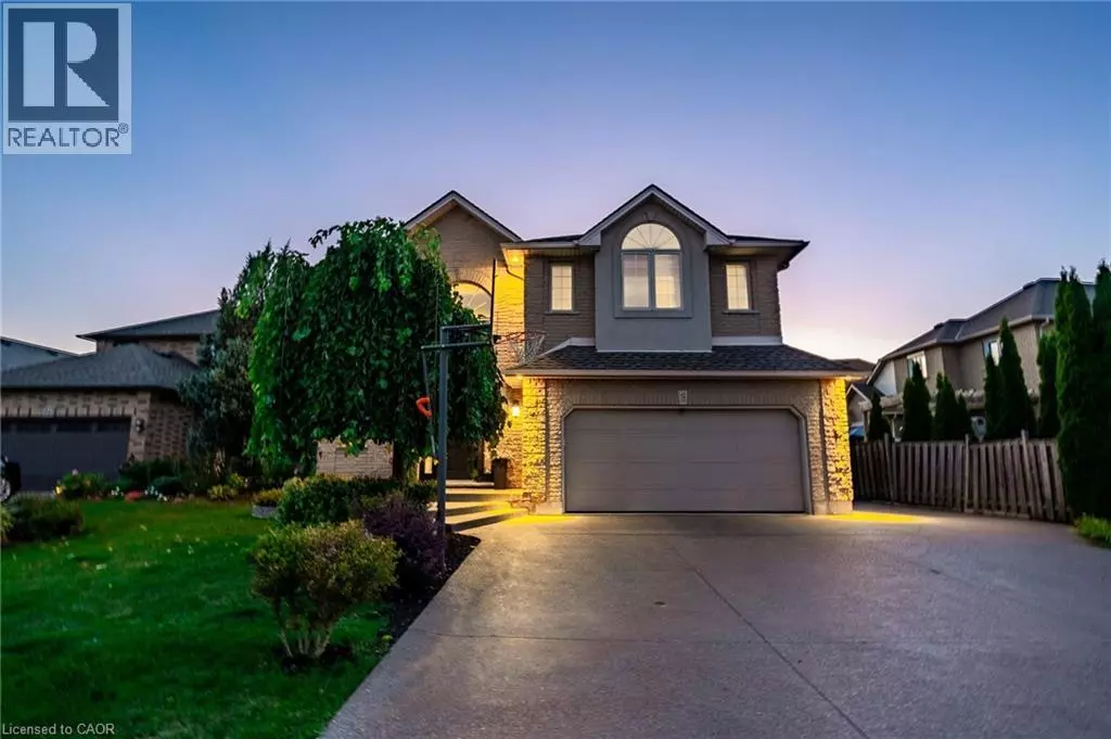 Hamilton, ON L9B2T3,18 KONSTANTINE Court