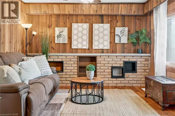 Hamilton, ON L8H5M8,146 NORMANHURST Avenue