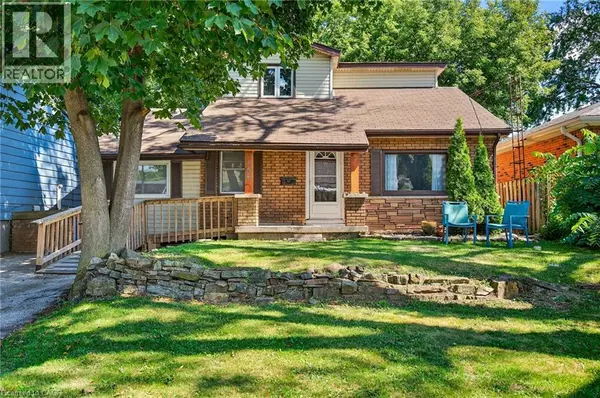 146 NORMANHURST Avenue, Hamilton, ON L8H5M8