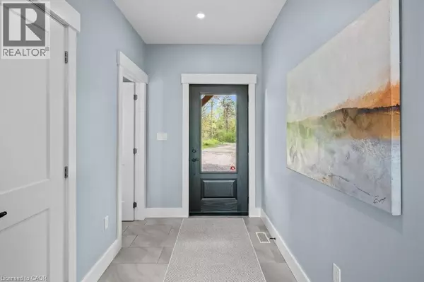 Cambridge, ON N1R5S7,1040 CLYDE Road