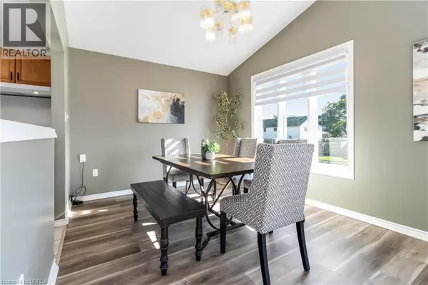 Brantford, ON N3V1E3,5 CORK Crescent