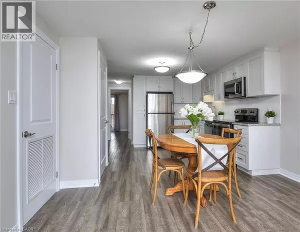 Kitchener, ON N2E0G7,1989 OTTAWA ST South #30F