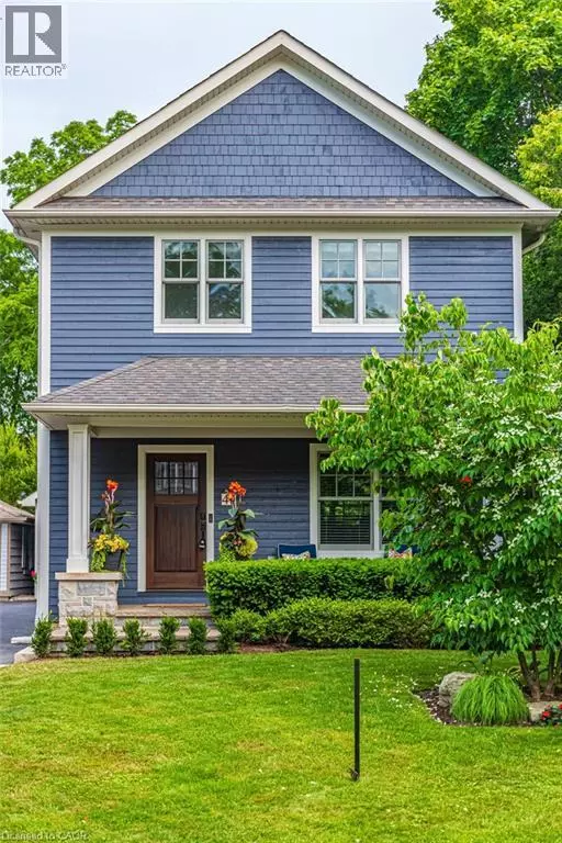 Oakville, ON L6K1L5,44 HEAD Street