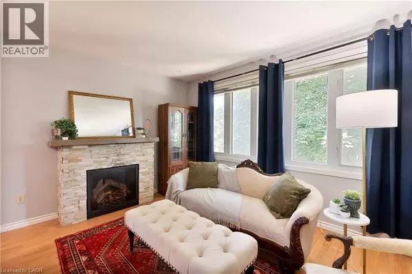 London, ON N5W4R5,167 VANCOUVER Street