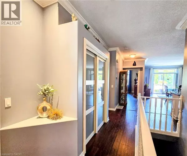Cambridge, ON N1R8P9,20 ISHERWOOD AVE #116