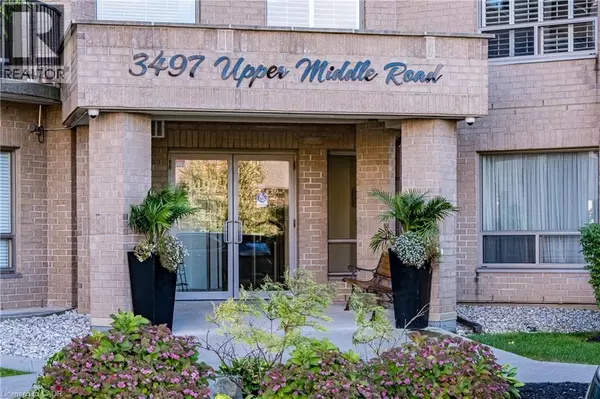 Burlington, ON L7M4T6,3497 UPPER MIDDLE RD #305